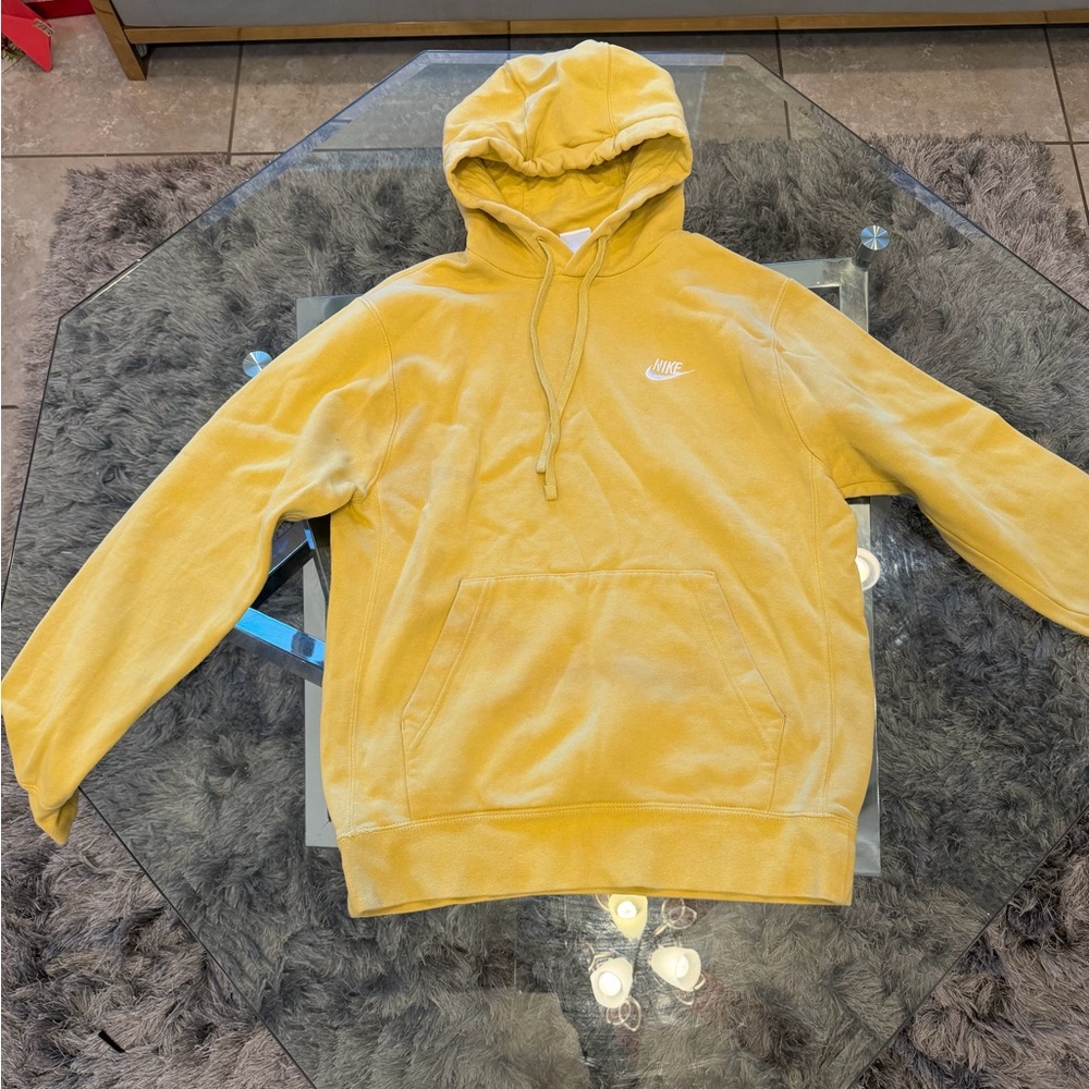 Nike Sportswear Men's Yellow Pullover Hoodie Size S 826433-739 Gold Fleece